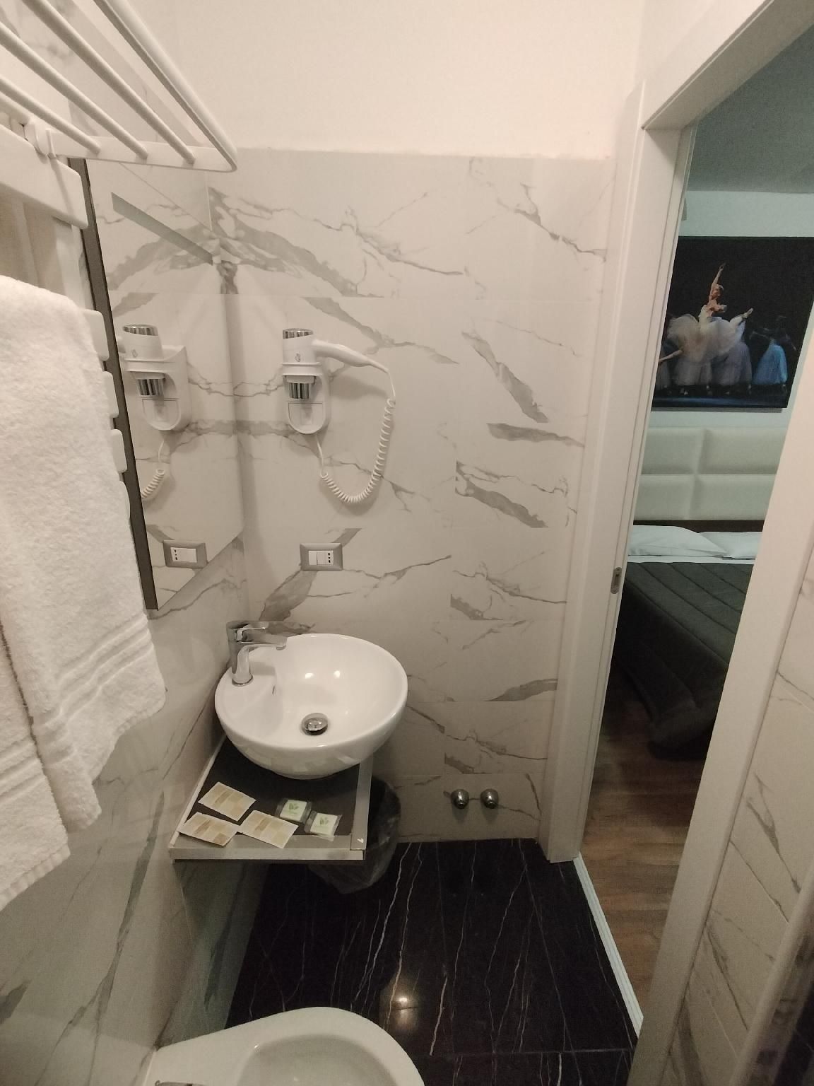 undefined Hotel Dateo 6