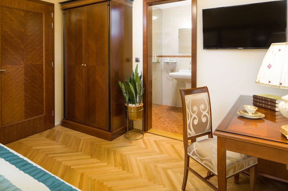 Judita Palace Heritage Hotel Superior Double Room 5