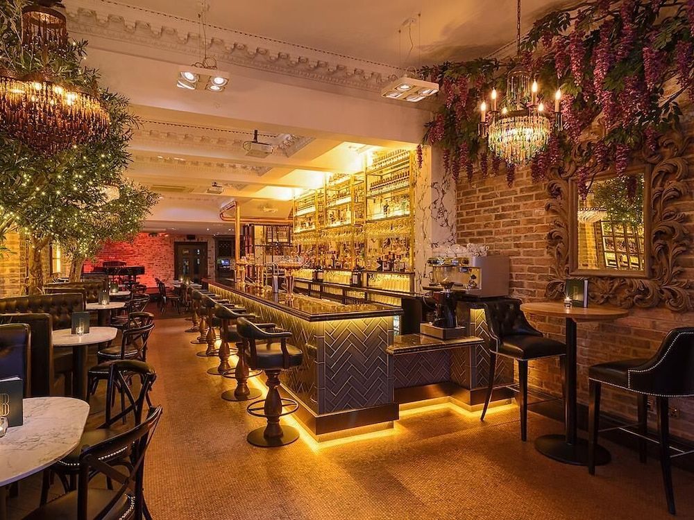 undefined Black Ivy Hotel 9