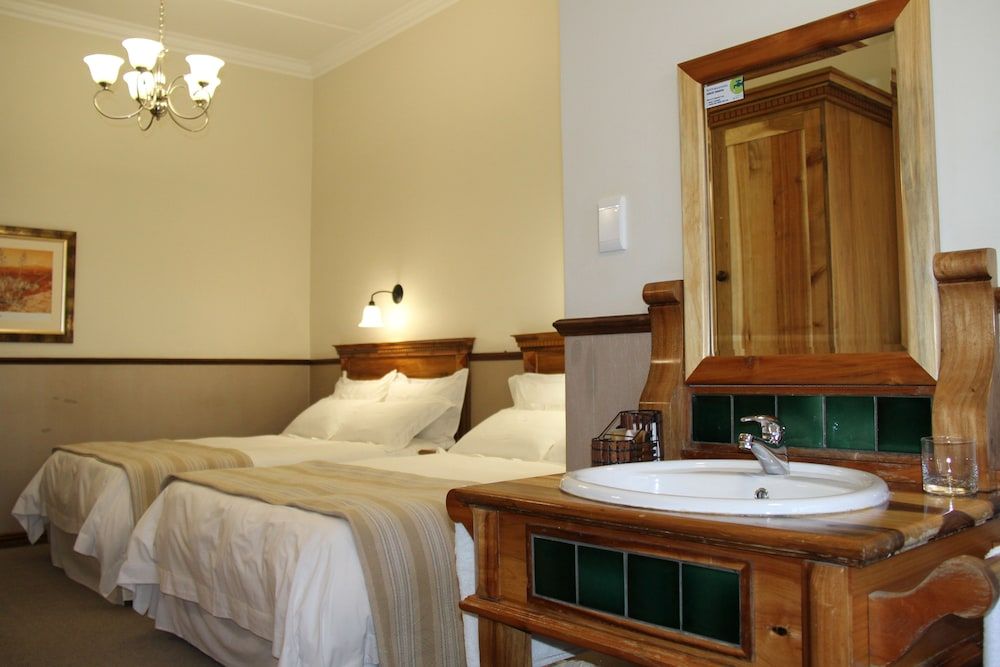 Luxury Twin Room