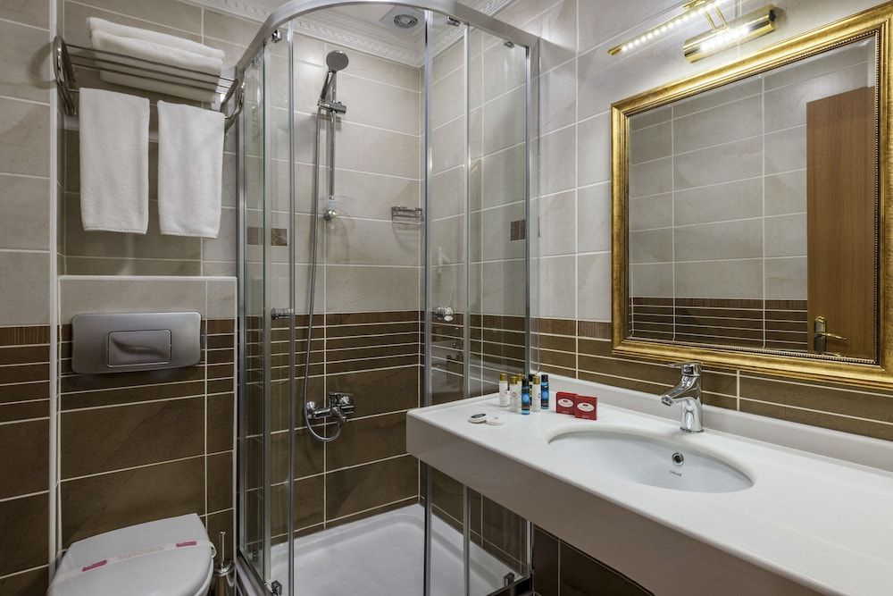 Hotel Kupeli Economy Double Room 4