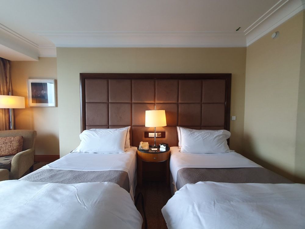 The Westin Dhaka Twin Room, 2 Twin Beds, City View, Poolside 4