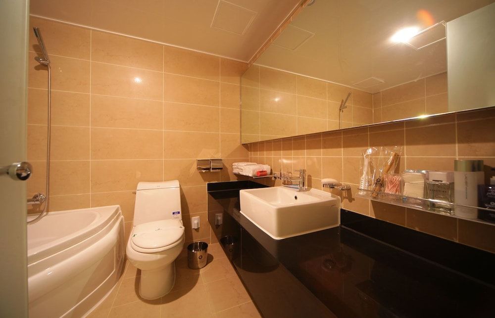 Nox Boutique Hotel Standard Double Room 7