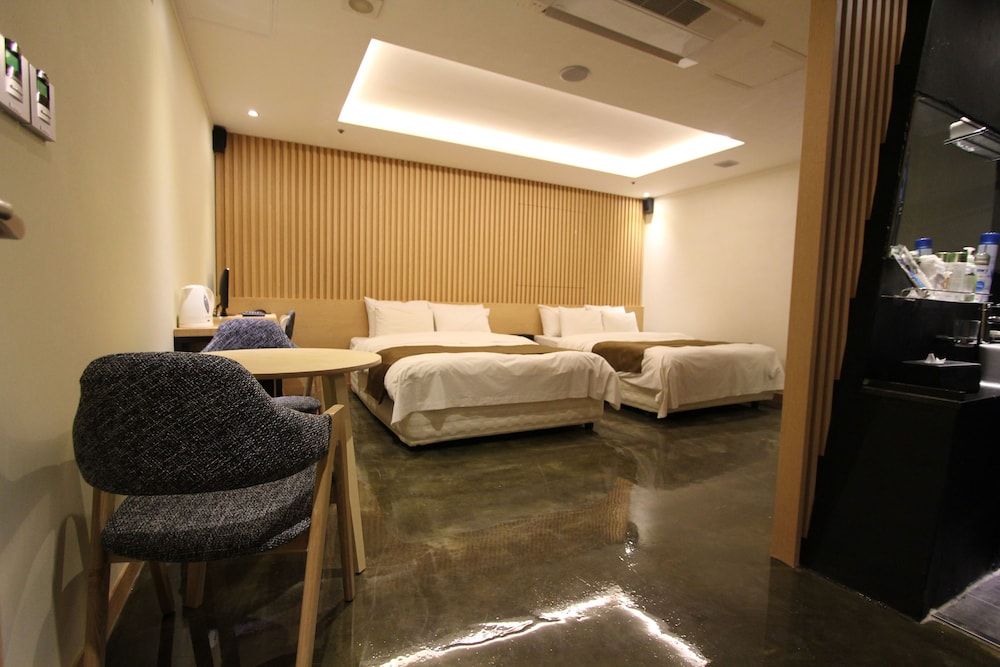 undefined Nox Boutique Hotel 9