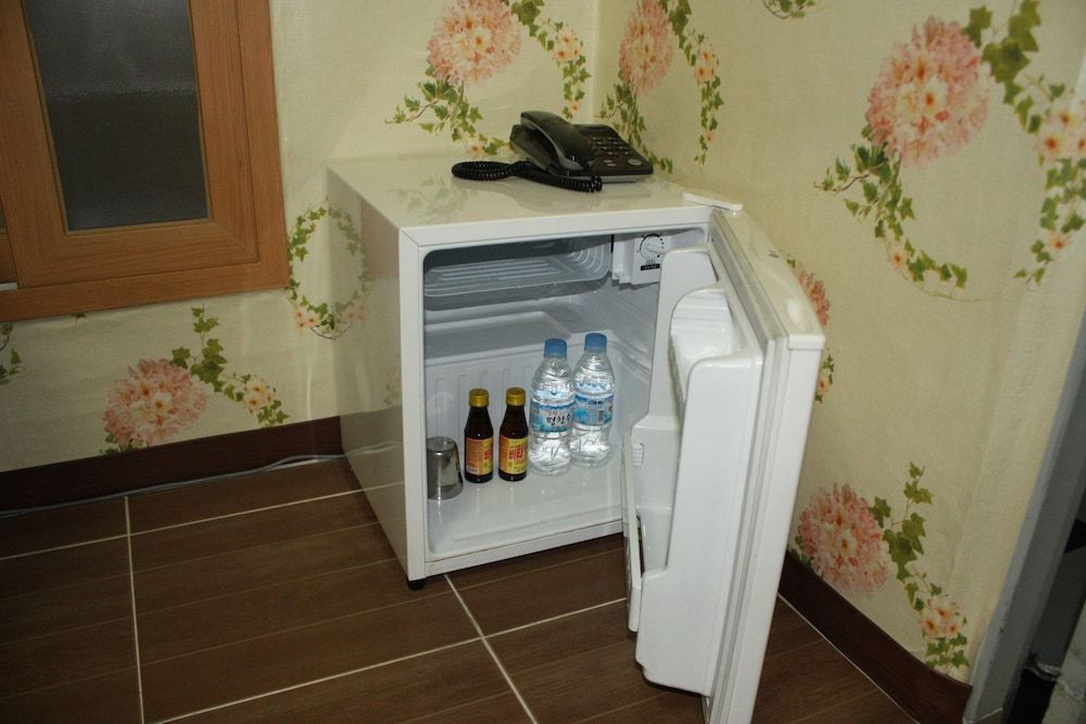 undefined Samwonjang Motel 9