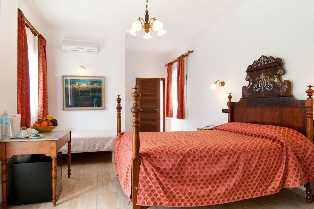 Hotel Segles Superior Double Room 3