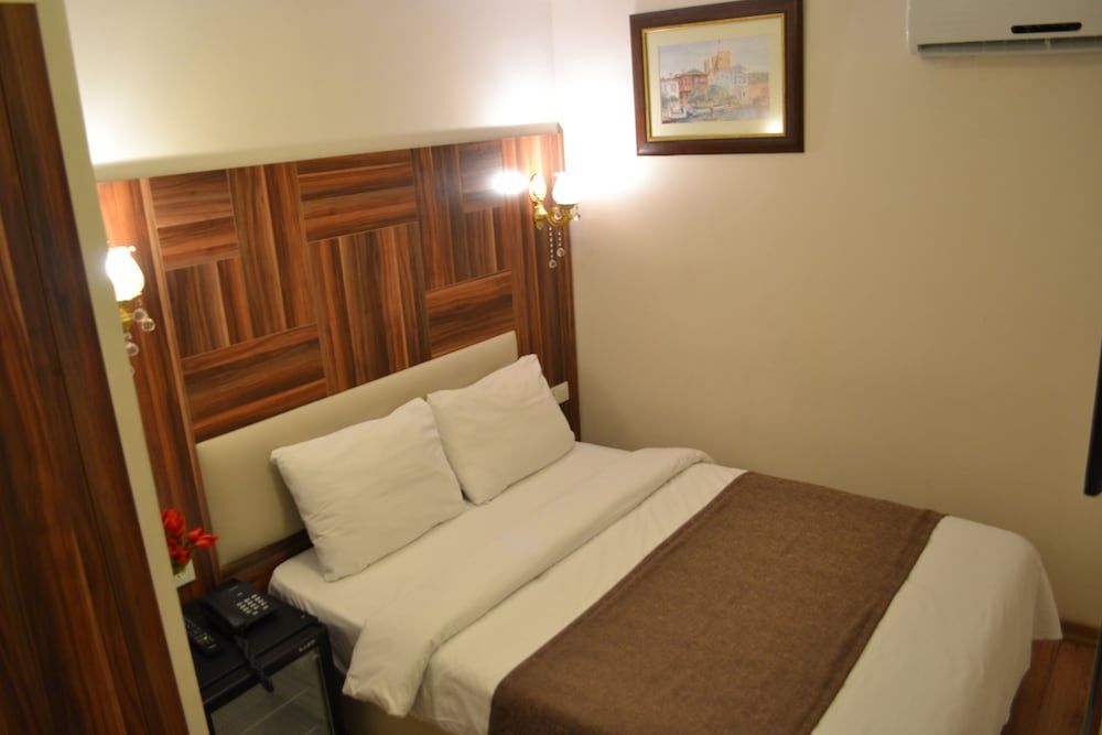 New Fatih Hotel Single Room (Budget) 2