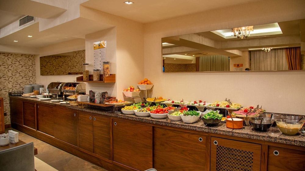 undefined Hotel Le Mirage 10