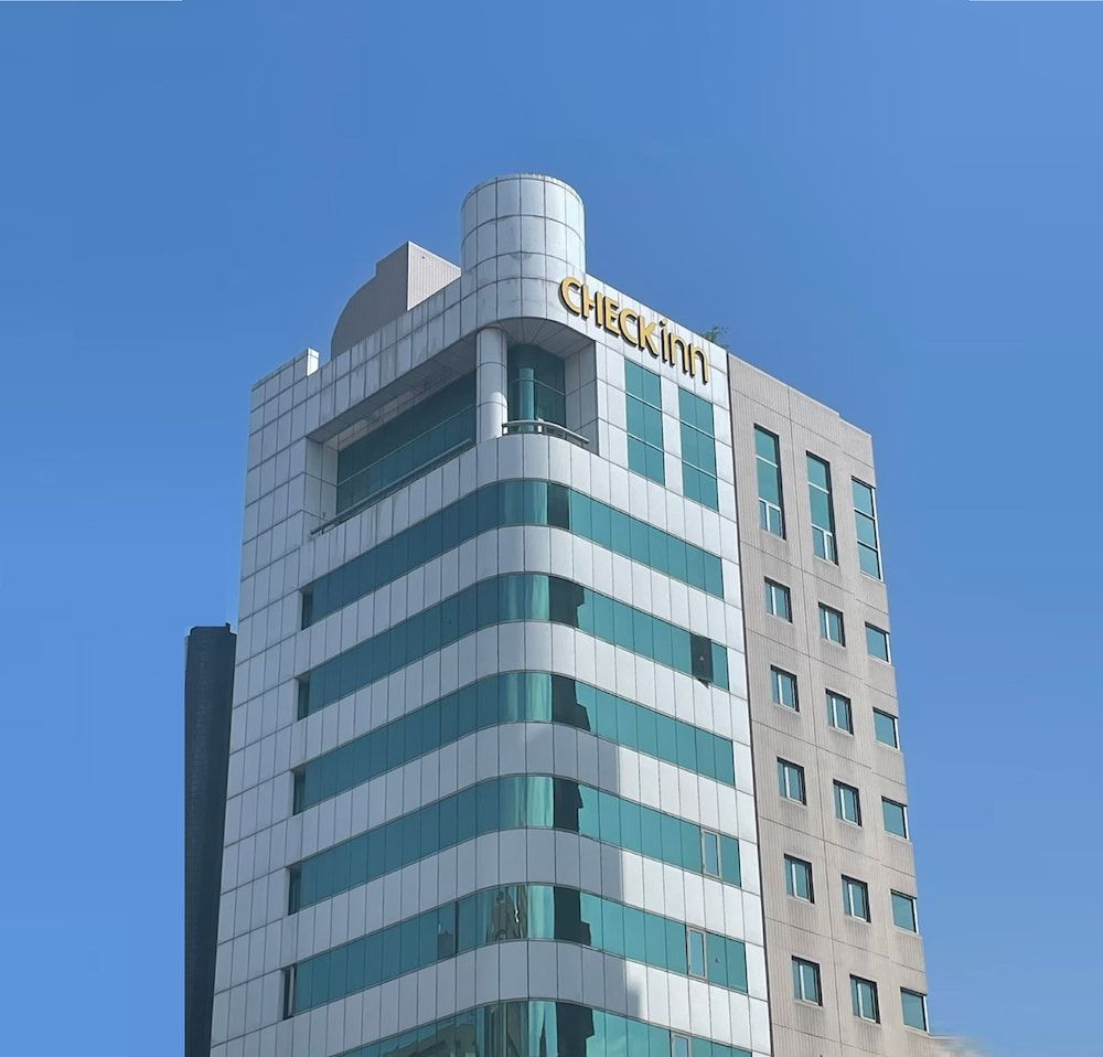 undefined CHECK inn Taipei Nanjing 2