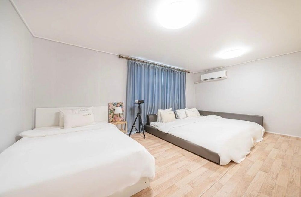 undefined Hotel Mini 9