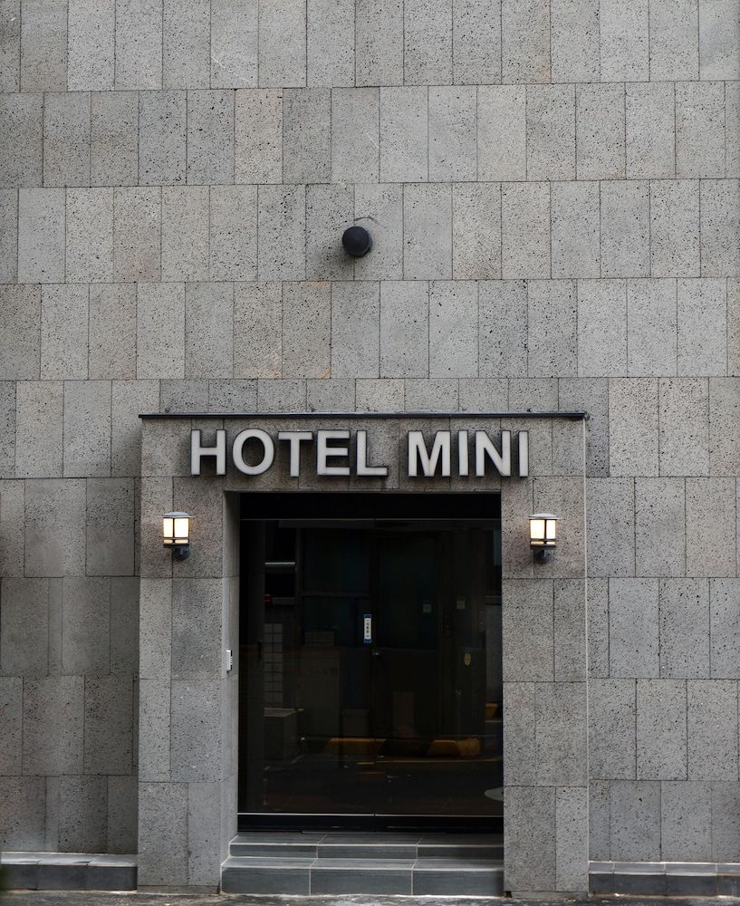 undefined Hotel Mini 6
