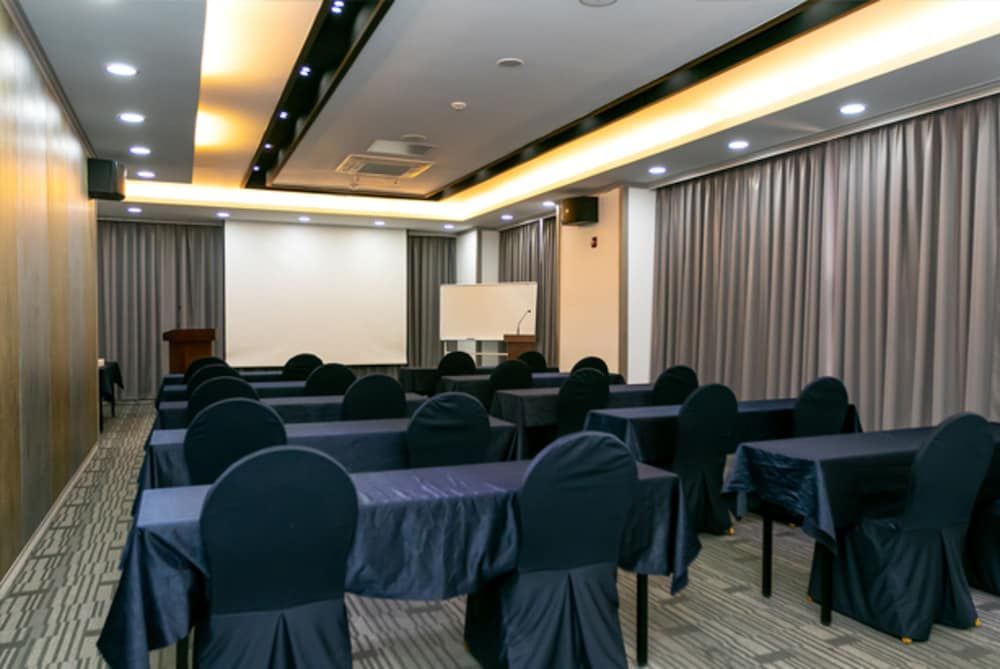 undefined S& Hotel 3