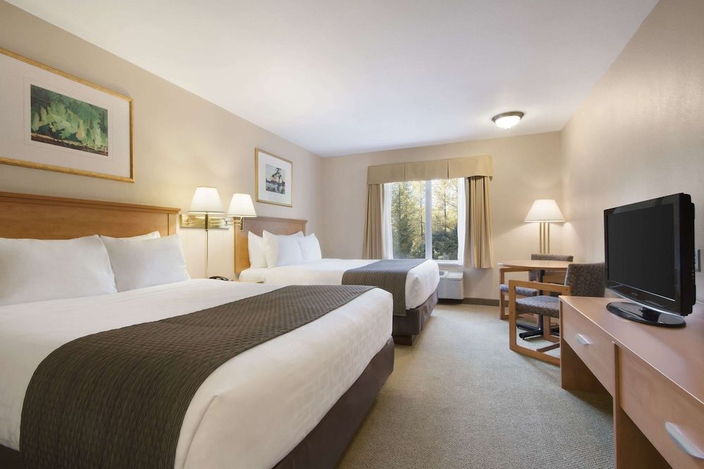 Standard Room, 2 Queen Beds, Non Smoking