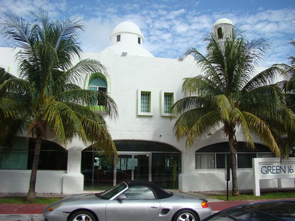 undefined Hotel Green 16 4