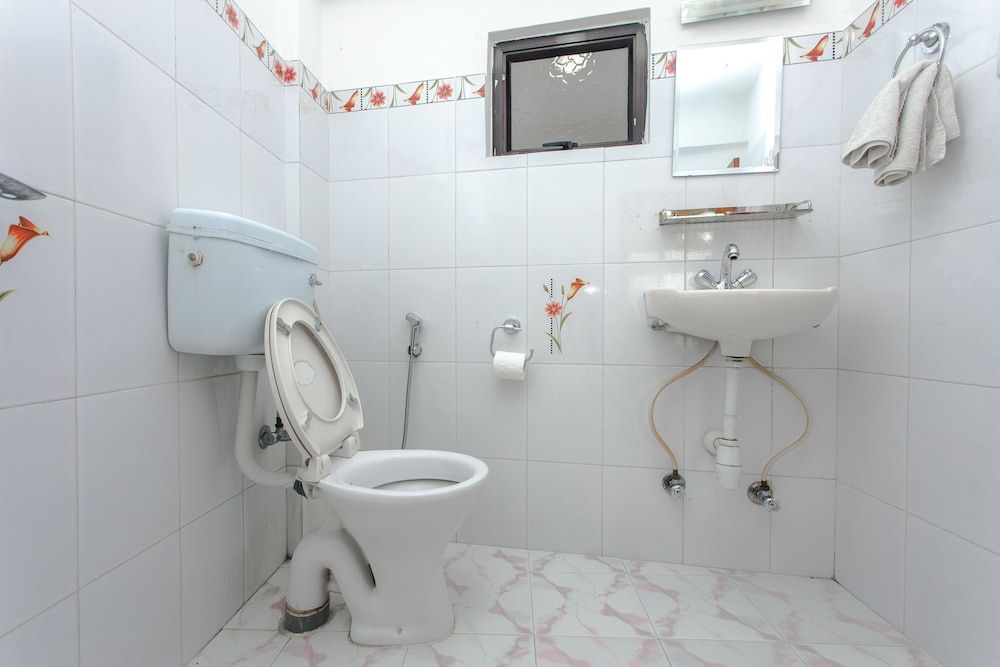 Hotel Peace Plaza Standard Double or Twin Room (with Fan) 13