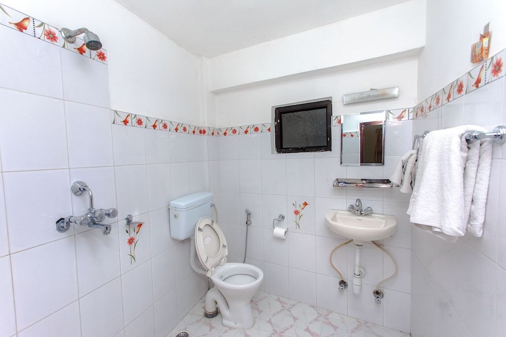 Hotel Peace Plaza Standard Double or Twin Room (with Fan) 14