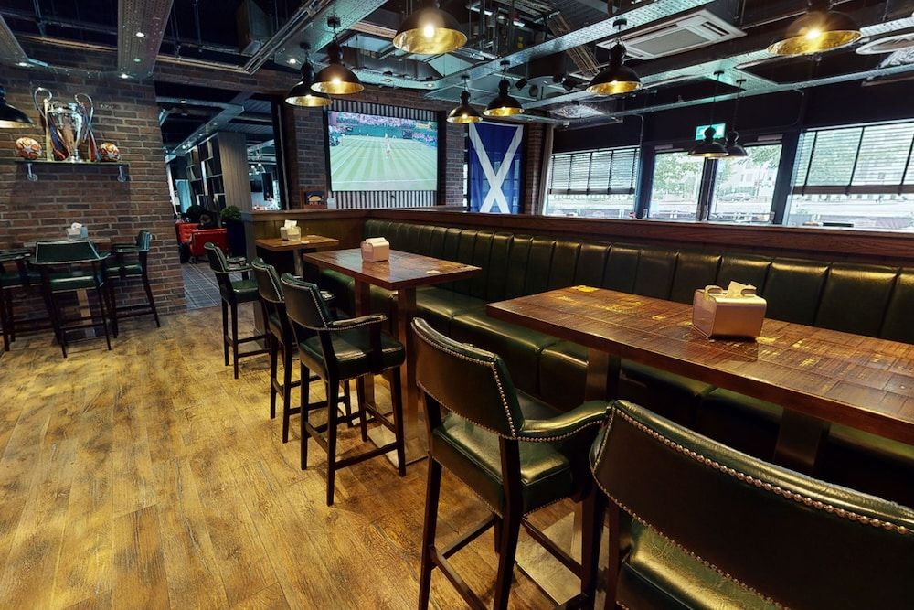 undefined Village Hotel Edinburgh 4