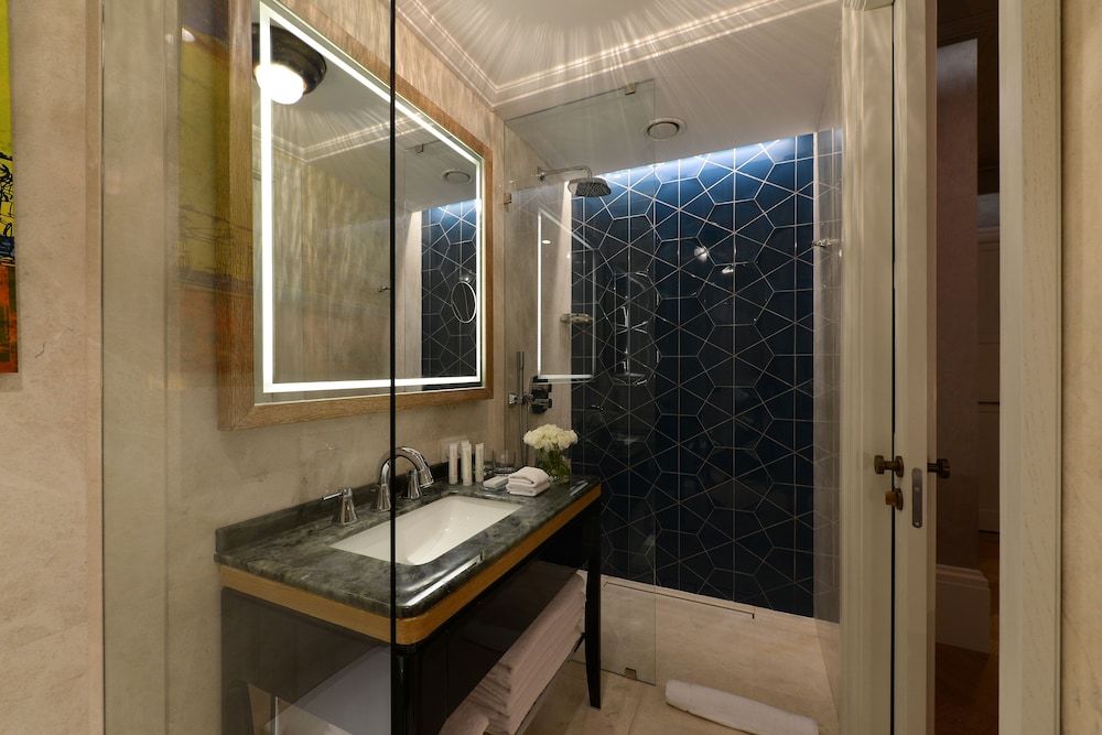 10 Karakoy Istanbul - Special Class City Classic Room