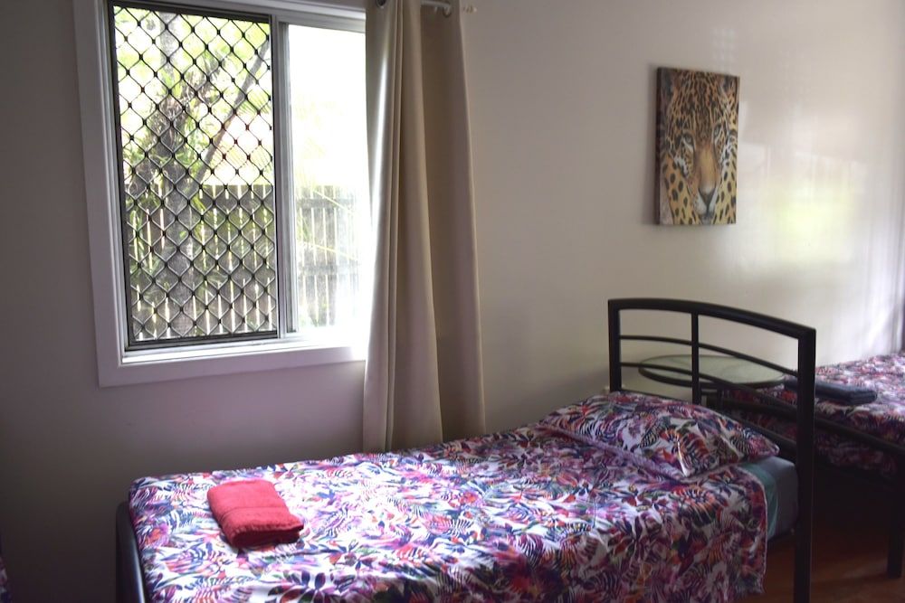 Travellers Paradise Heritage Historical Place - Hostel Traditional Shared Dormitory, Mixed Dorm, Garden View 3