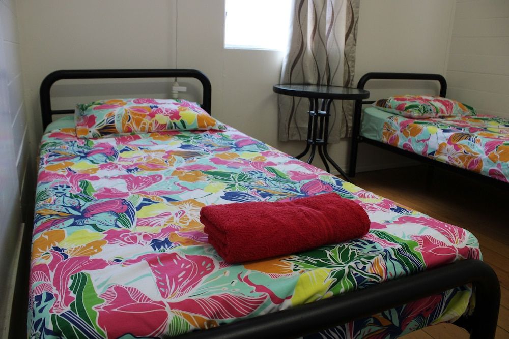 Travellers Paradise Heritage Historical Place - Hostel Deluxe Twin Room, 1 Bedroom, Garden View