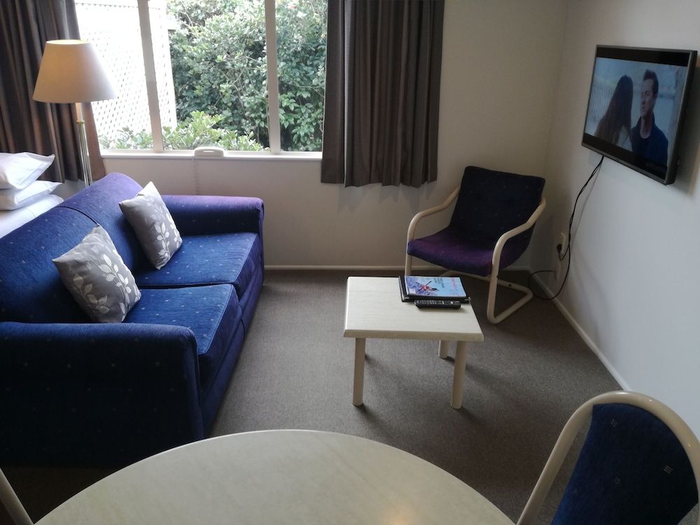 Pacific Motor Inn Family Suite, 1 Bedroom 4