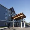 Pomeroy Inn & Suites at Olds