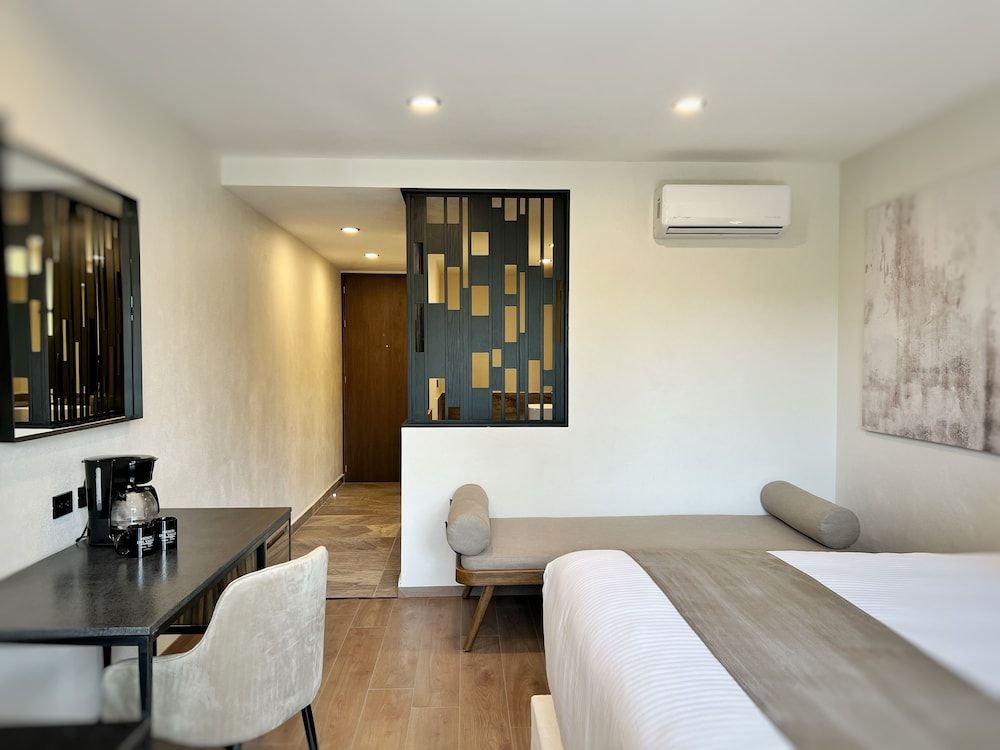 Mesón del Valle Deluxe Room 9