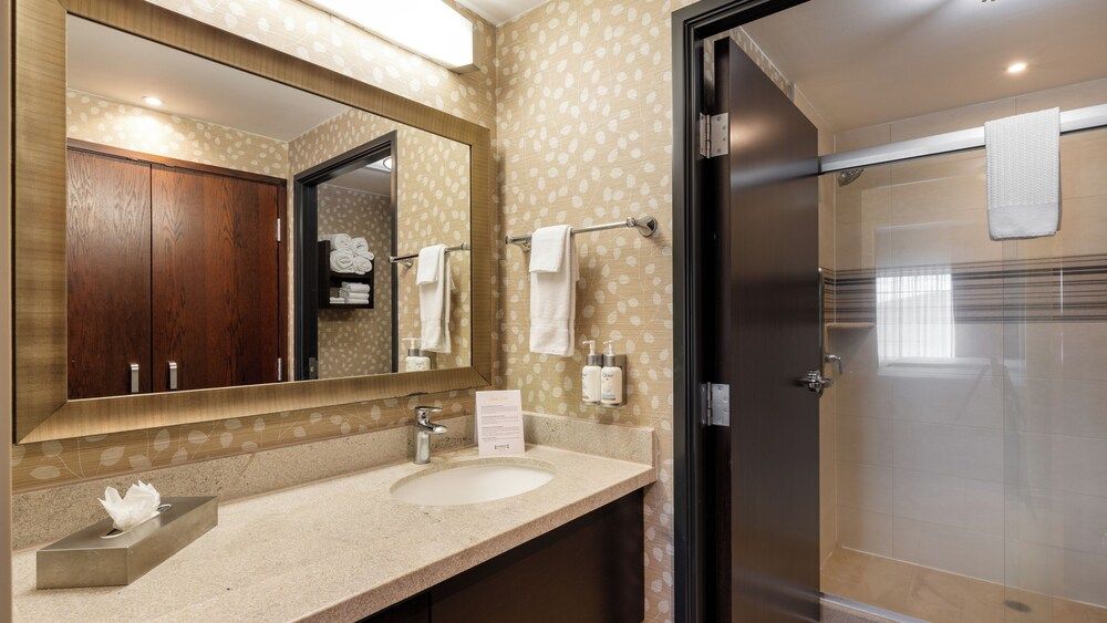 Suite, 1 Bedroom, Kitchen