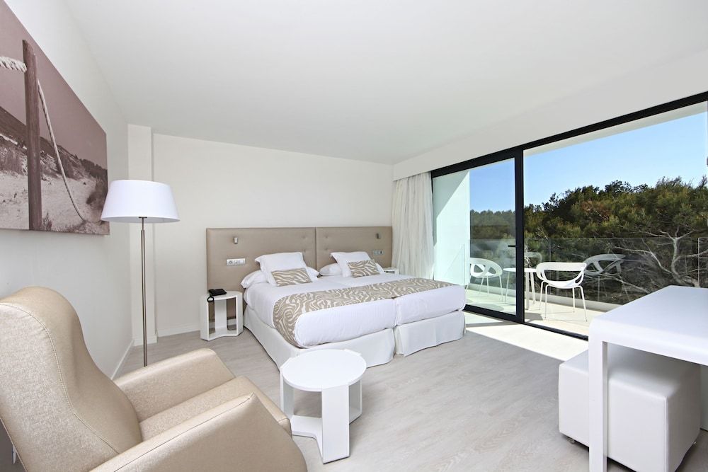 Double Room, Balcony, Garden View