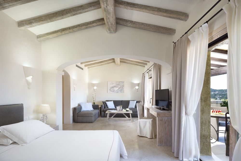 Suite (Pool)