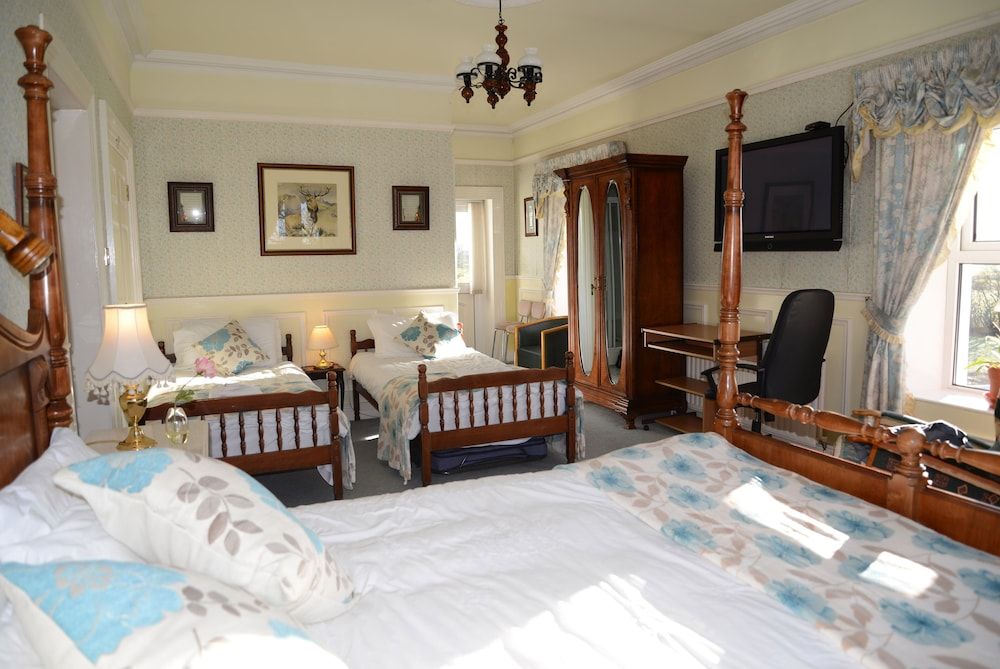 Ardgort Country House Family Room, Balcony