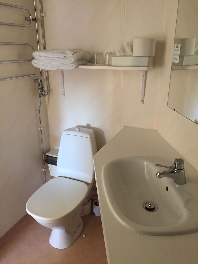 Hotell E10 Standard Twin Room, 1 Bedroom 5