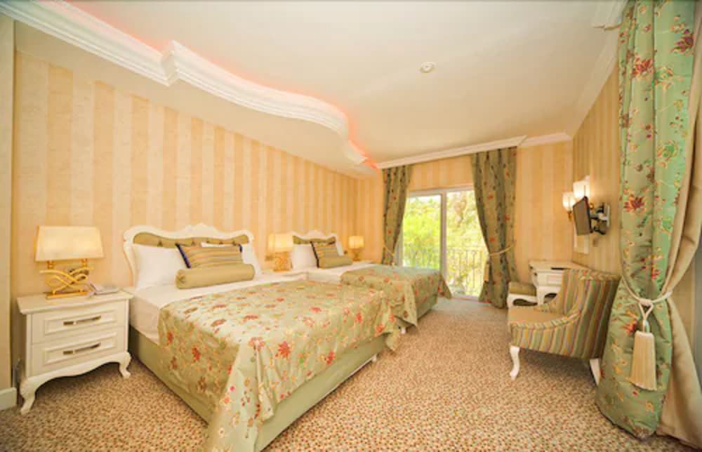 Grand Göcek Hotel