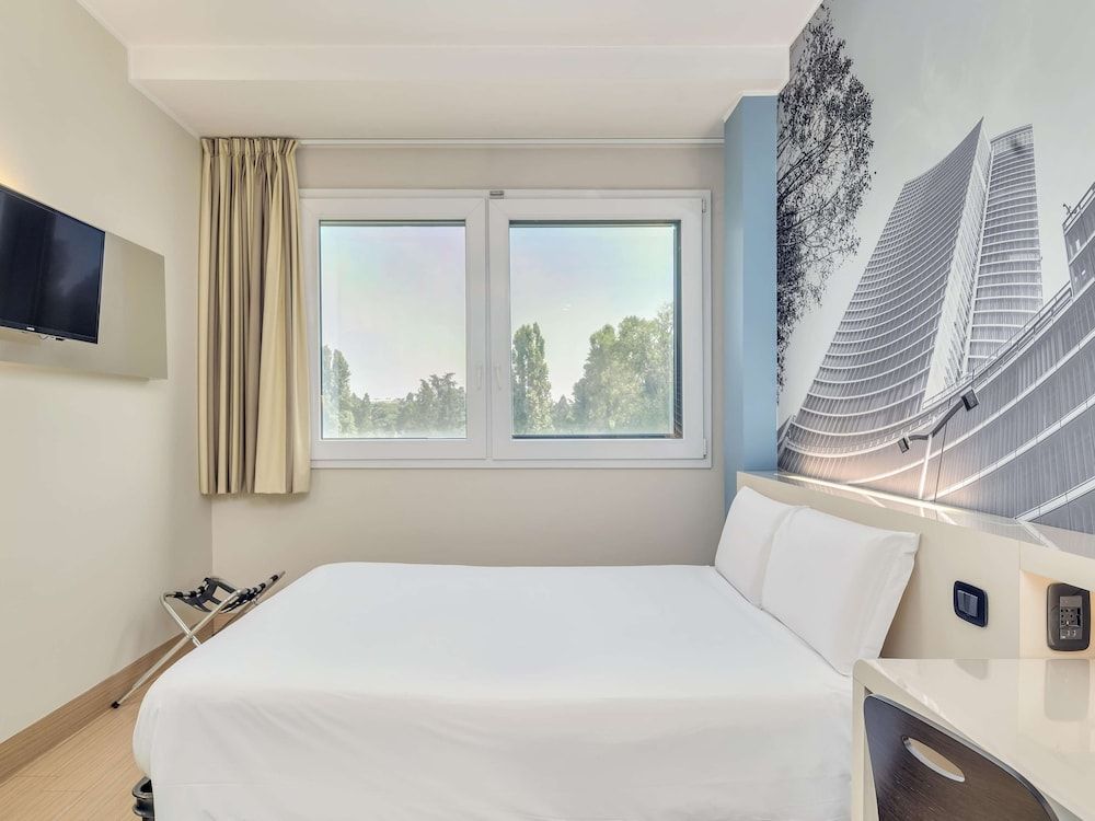undefined B&B Hotel Milano Cenisio Garibaldi 2