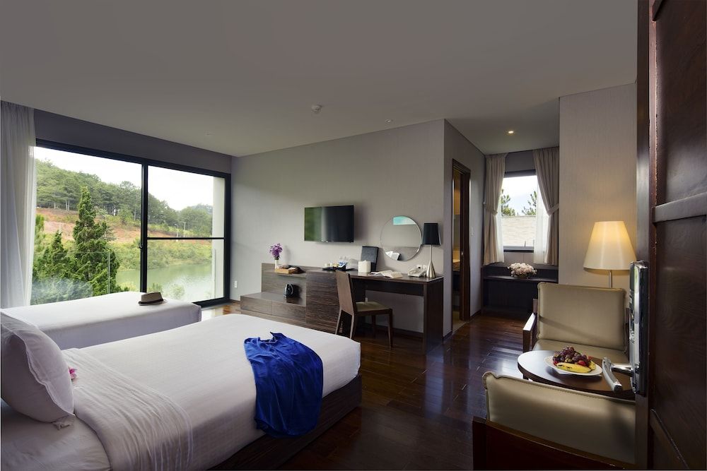 Premium Twin Room in Villa (Shared Villa)