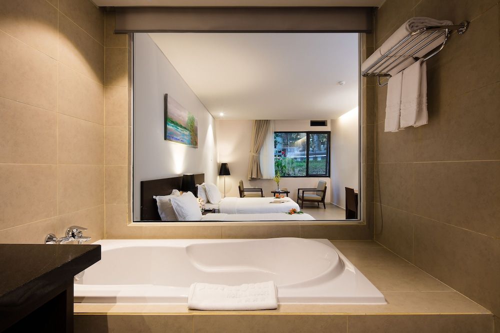 Terracotta Hotel & Resort Dalat Standard Twin Room (Basement Floor) 4