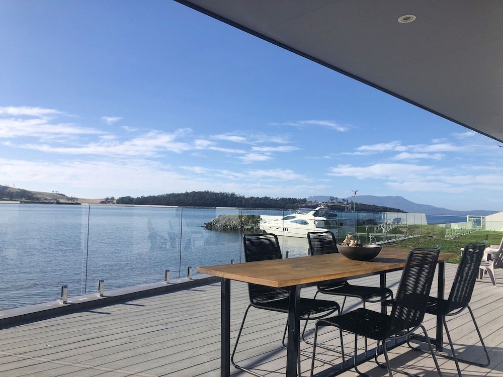 Maria Villa 1 - Waterfront