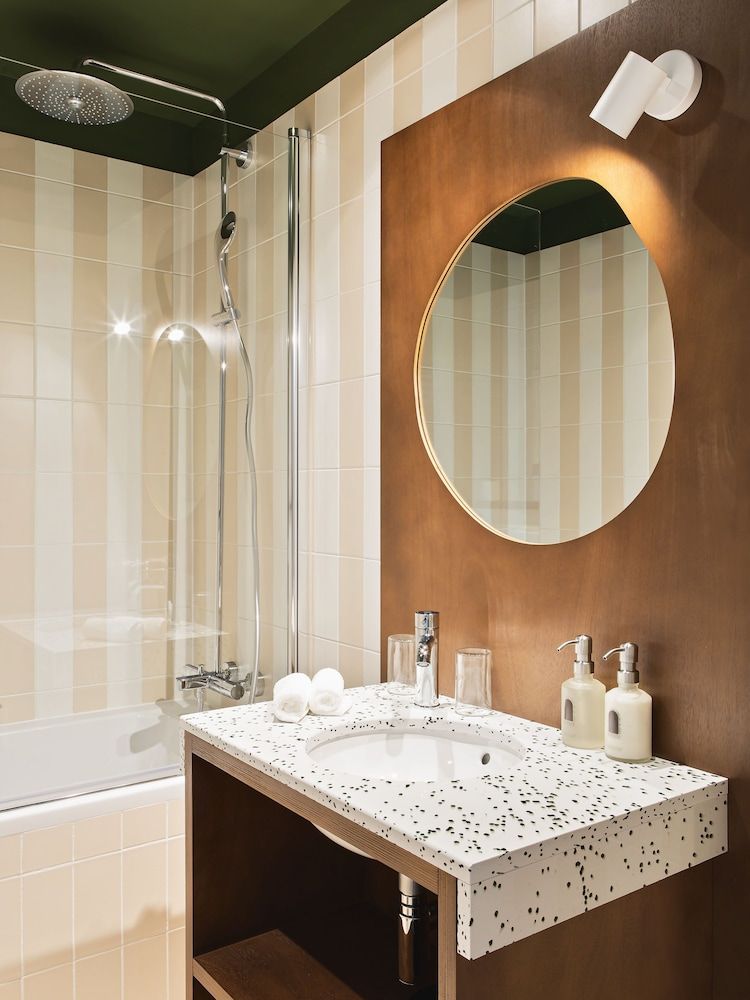 Hôtel Rosalie Classic Room 8