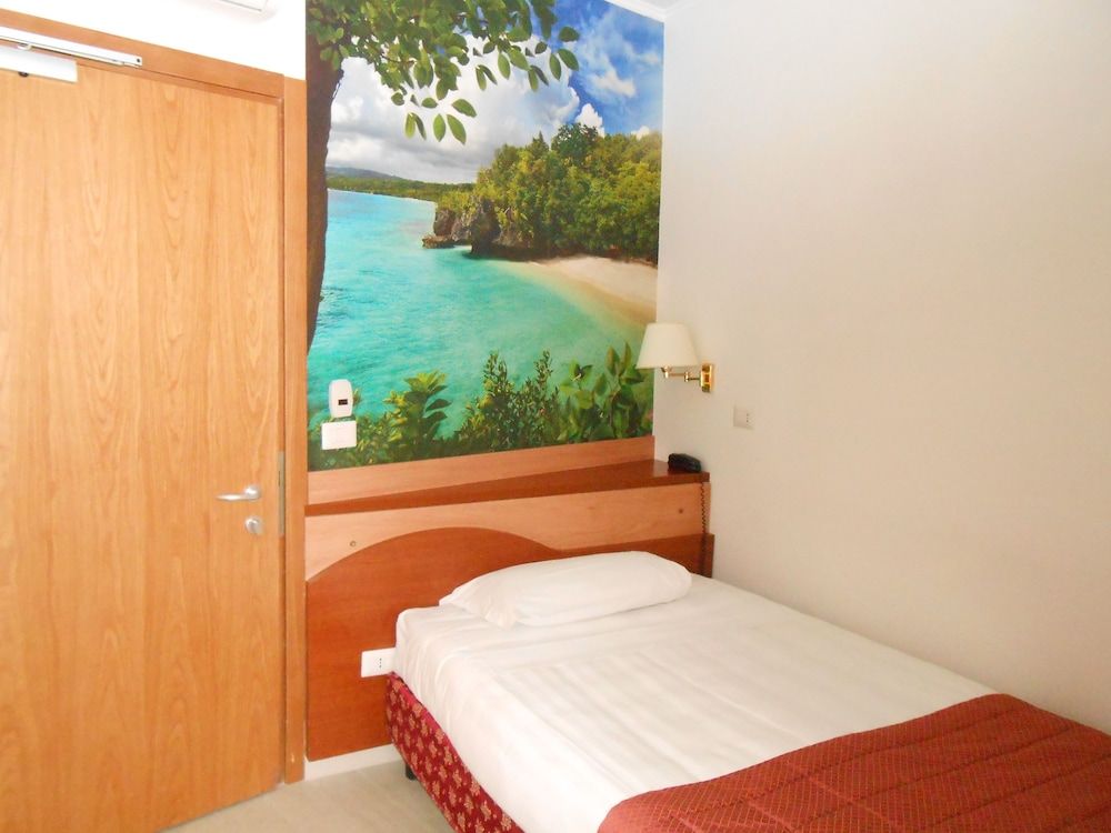 Economy Single Room, 1 Large Twin Bed