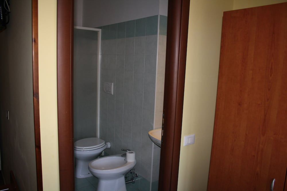 undefined Eurorooms 5