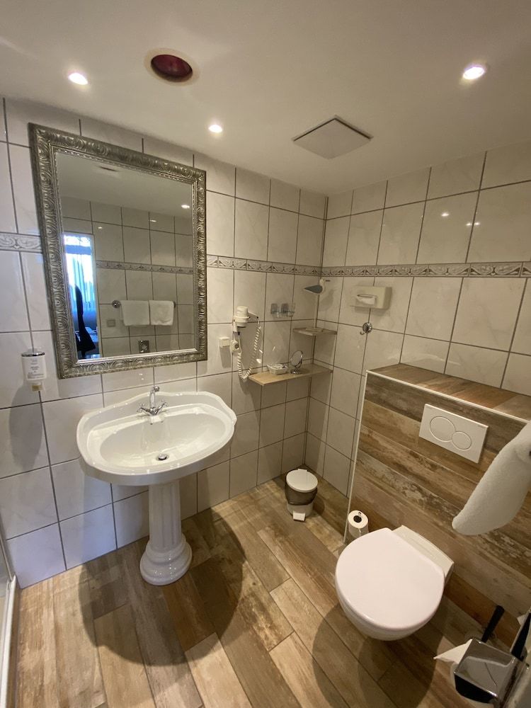 Arthotel ANA Residence Superior Double Room 14