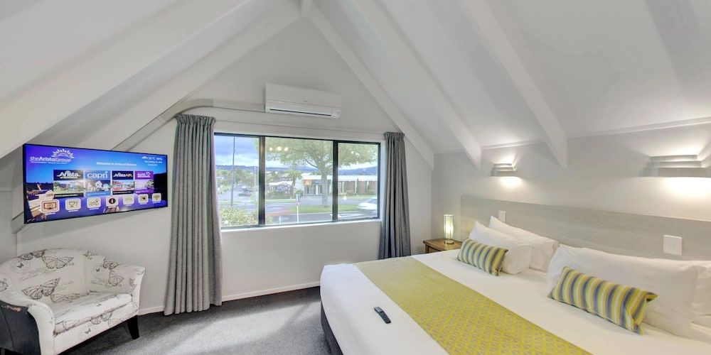undefined Arista of Rotorua 8