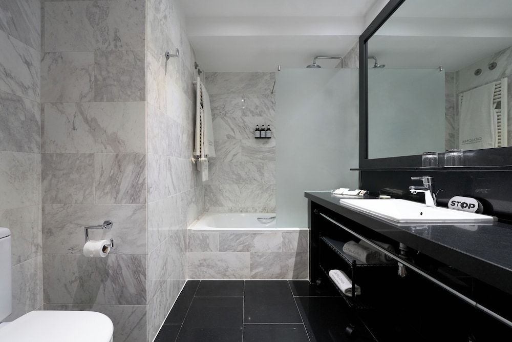 Catalonia Port Double Room 4