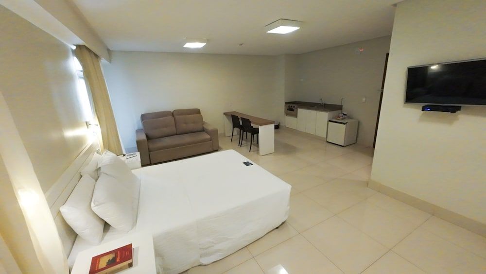 Executive Room, 1 Queen Bed with Sofa bed, Mobility Accessible