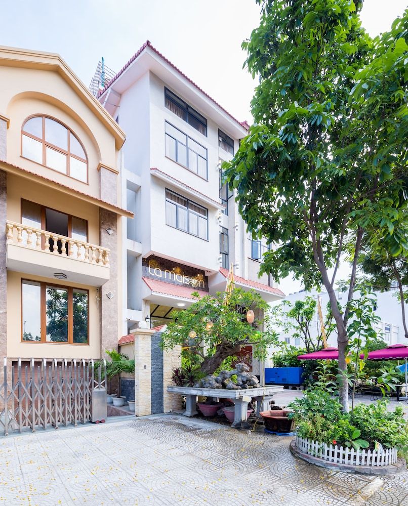undefined La Maison Da Nang Beach 4