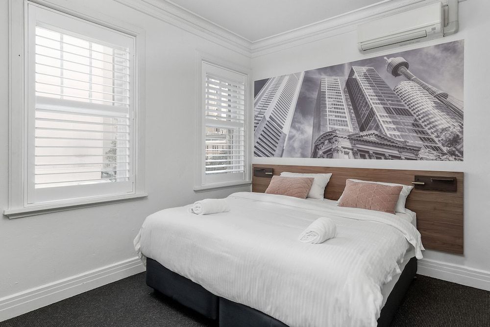 undefined Criterion Hotel Sydney 8