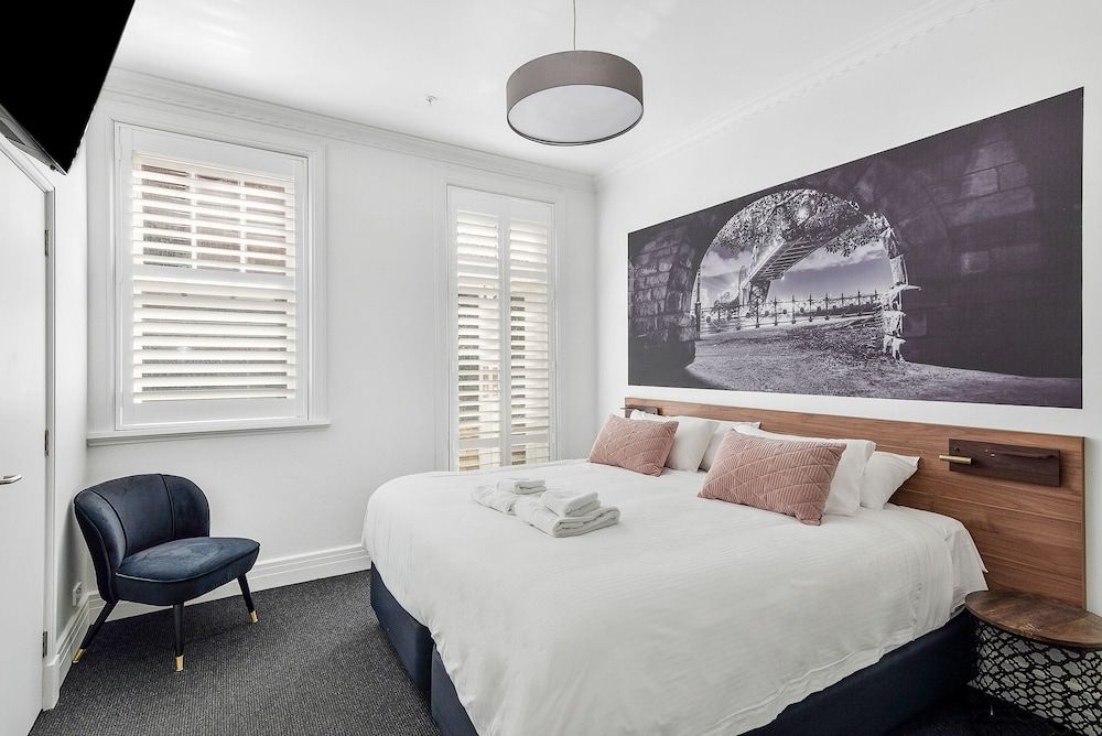 undefined Criterion Hotel Sydney