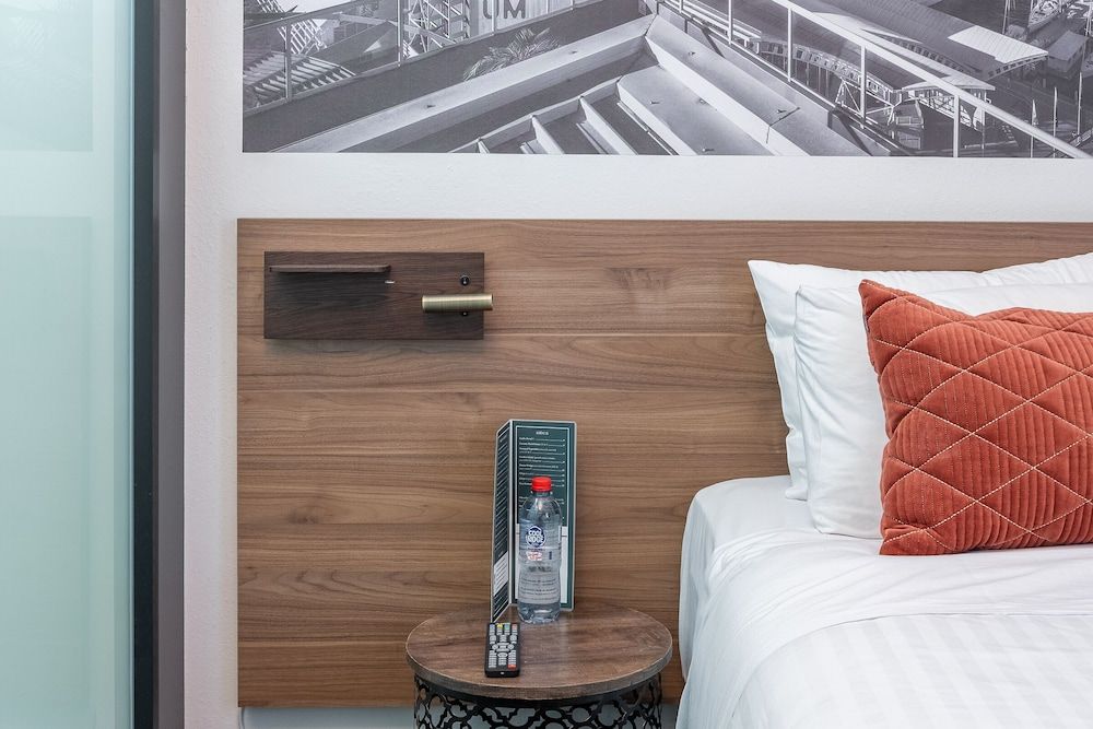 Criterion Hotel Sydney Classic Double Room 3