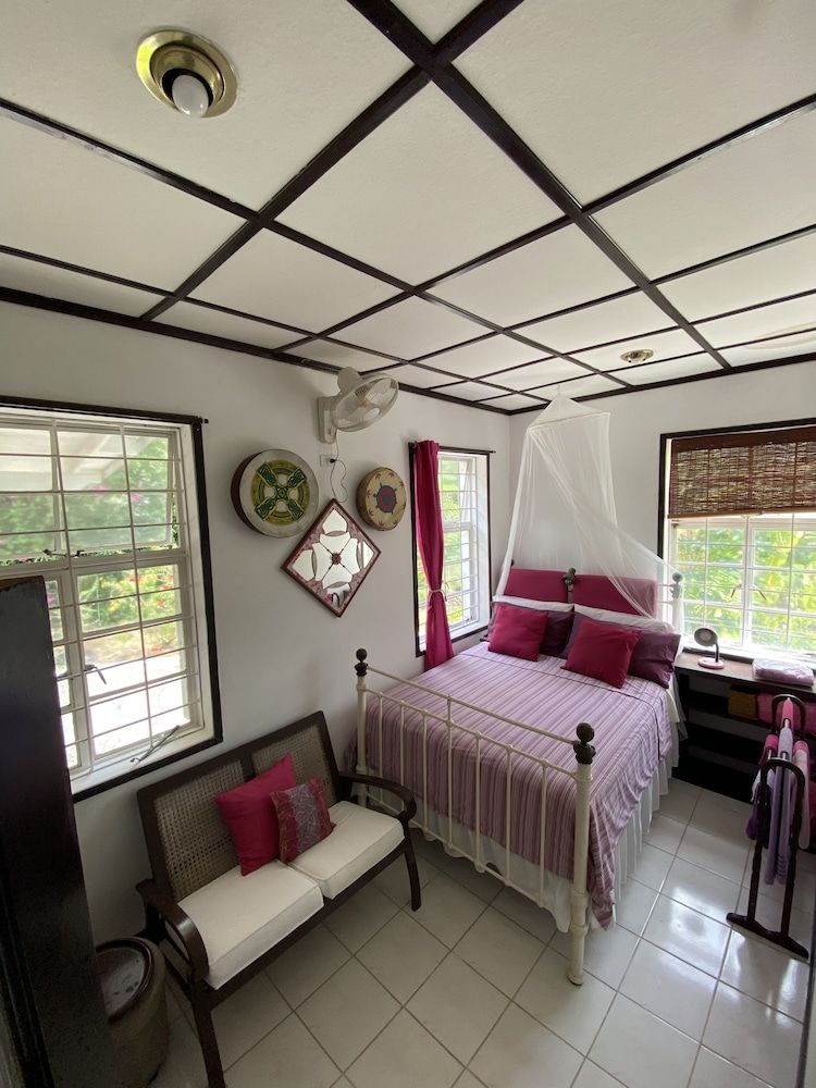 Barbados Chi Guest House