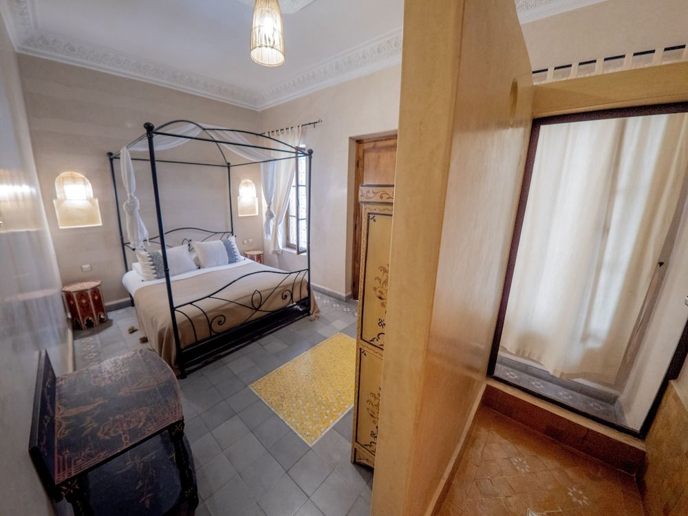 MonRiad Superior Room 8